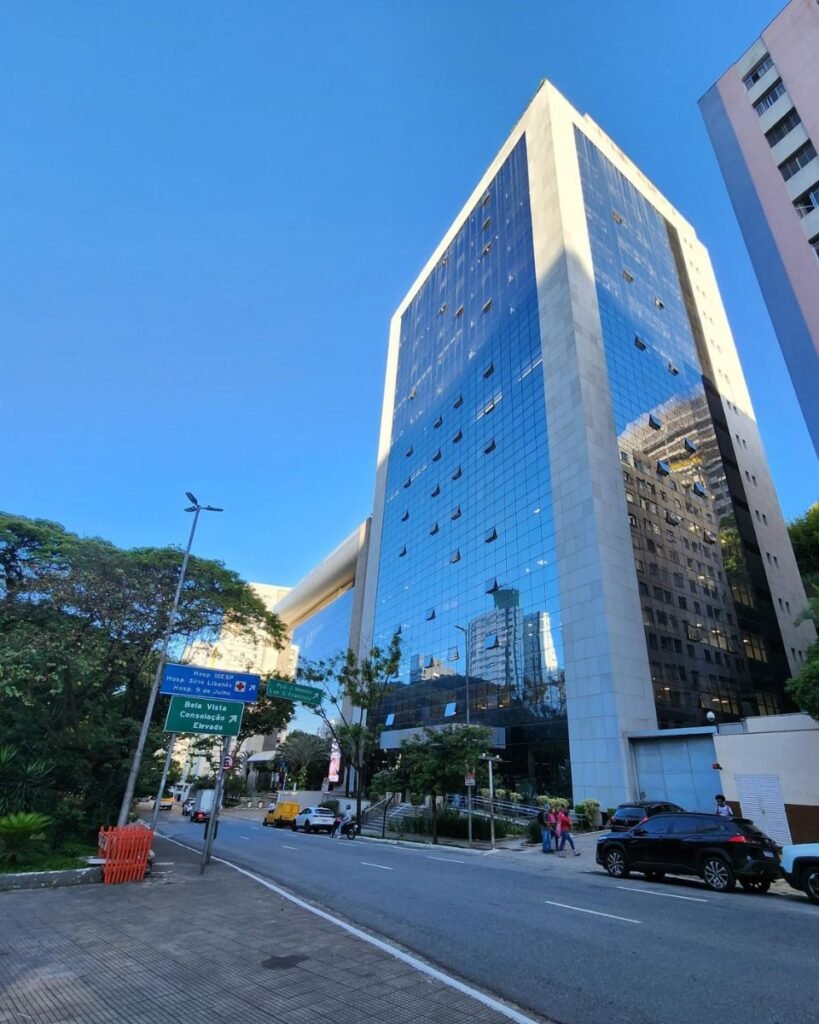 As 10 Melhores Faculdades de Relações Internacionais (Ranking 2026) 2 Sede da FGV São Paulo - Melhores Faculdades de Relações Internacionais