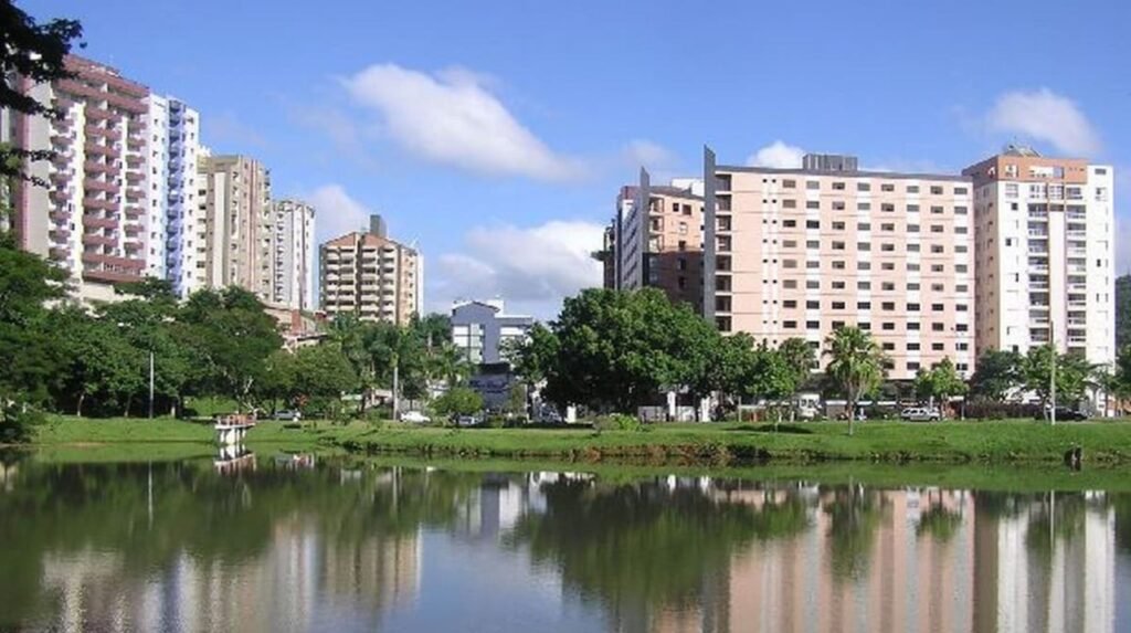 Custo de Vida para Estudantes Universitários: As Cidades Mais Baratas do Brasil 3 Custo de Vida para Estudantes Universitários: As Cidades Mais Baratas do Brasil - Viçosa